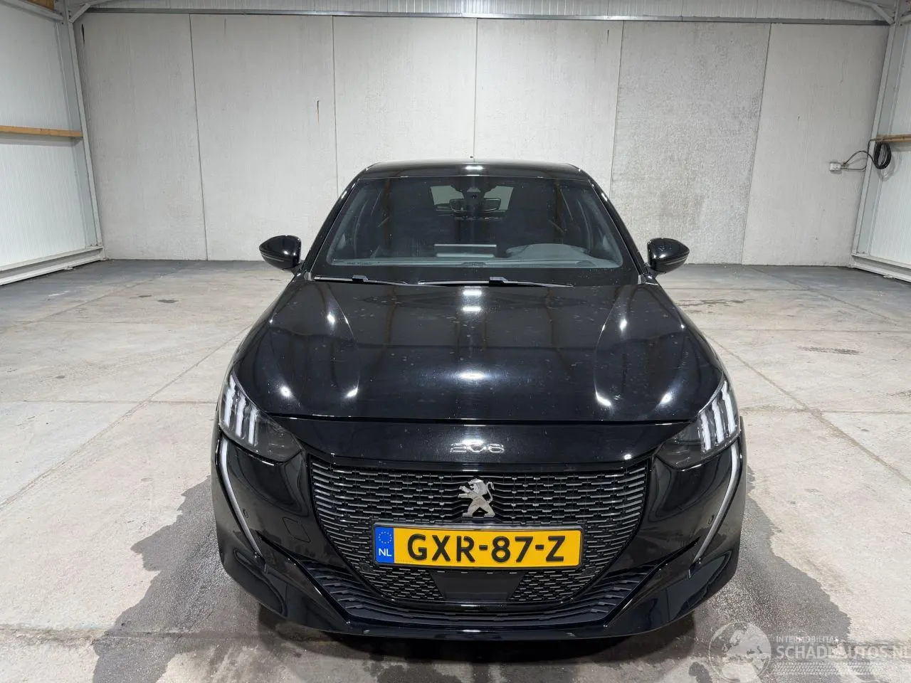 Peugeot 208 2022 фото 4