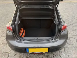 Peugeot 208 2023 фото 12