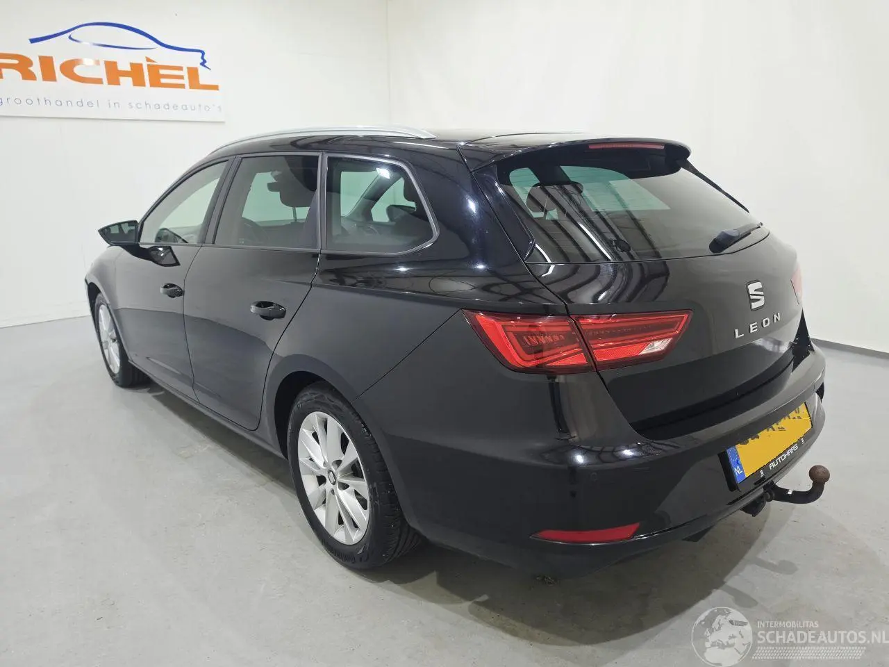 Seat Leon 2018 фото 6