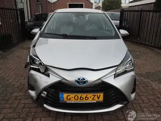 Toyota Yaris 2019 photo 2