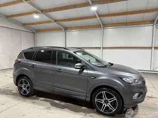 Ford Kuga 2017 фото 2