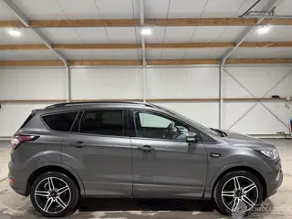 Ford Kuga 2017 фото 1