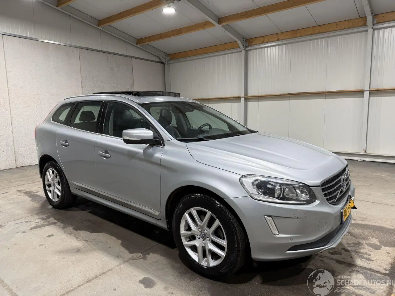 Volvo Xc-60 2017 foto 2