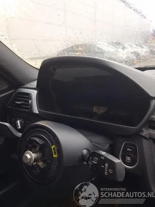 BMW 3-serie 2018 foto 2