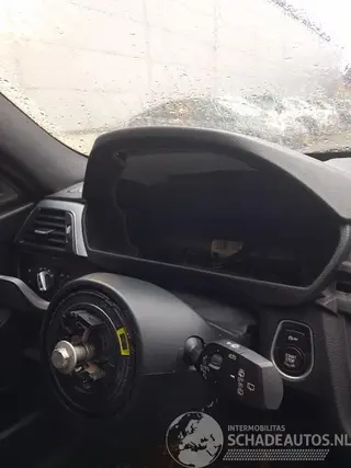 BMW 3-serie 2018 foto 2