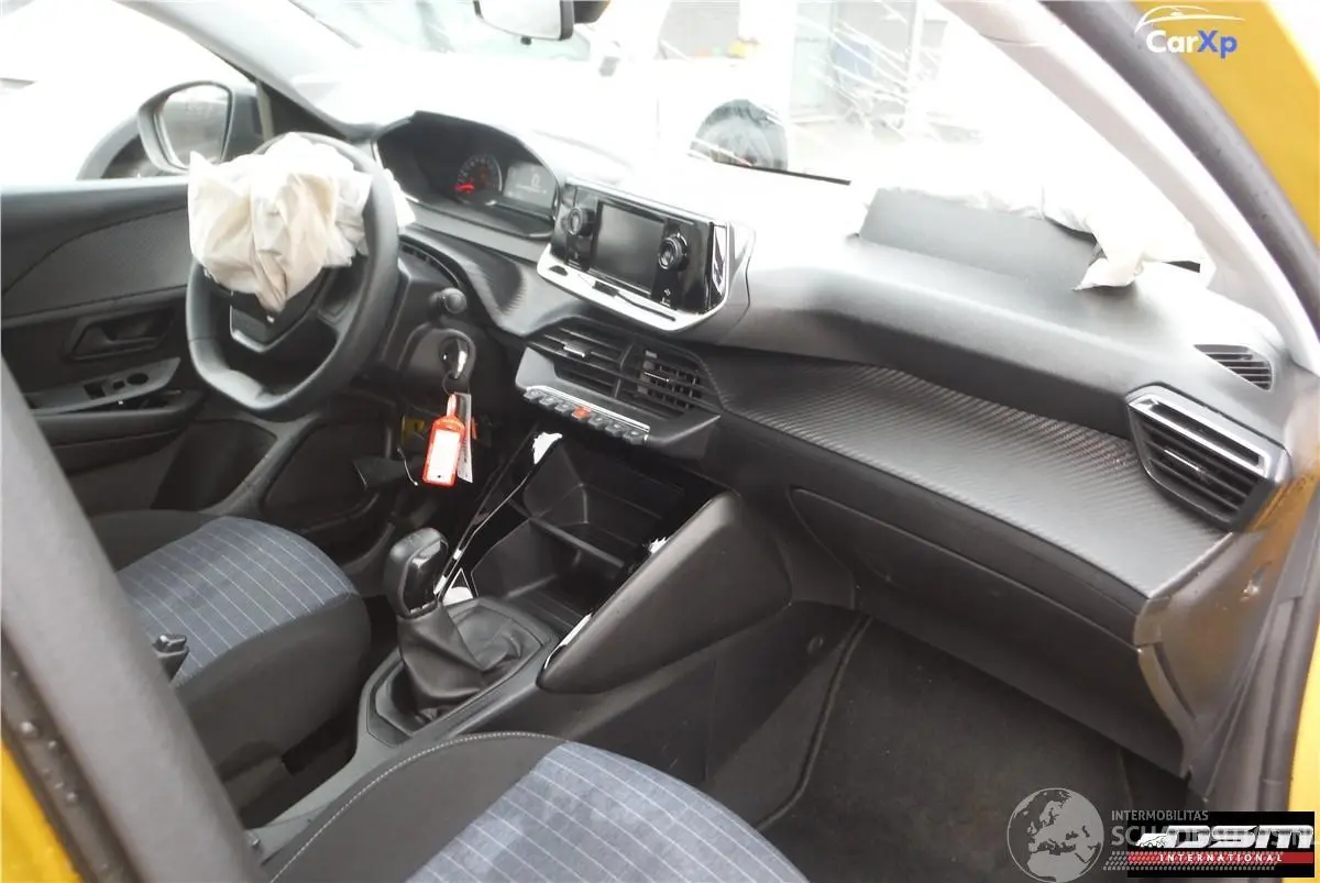 Peugeot 208 2022 photo 5