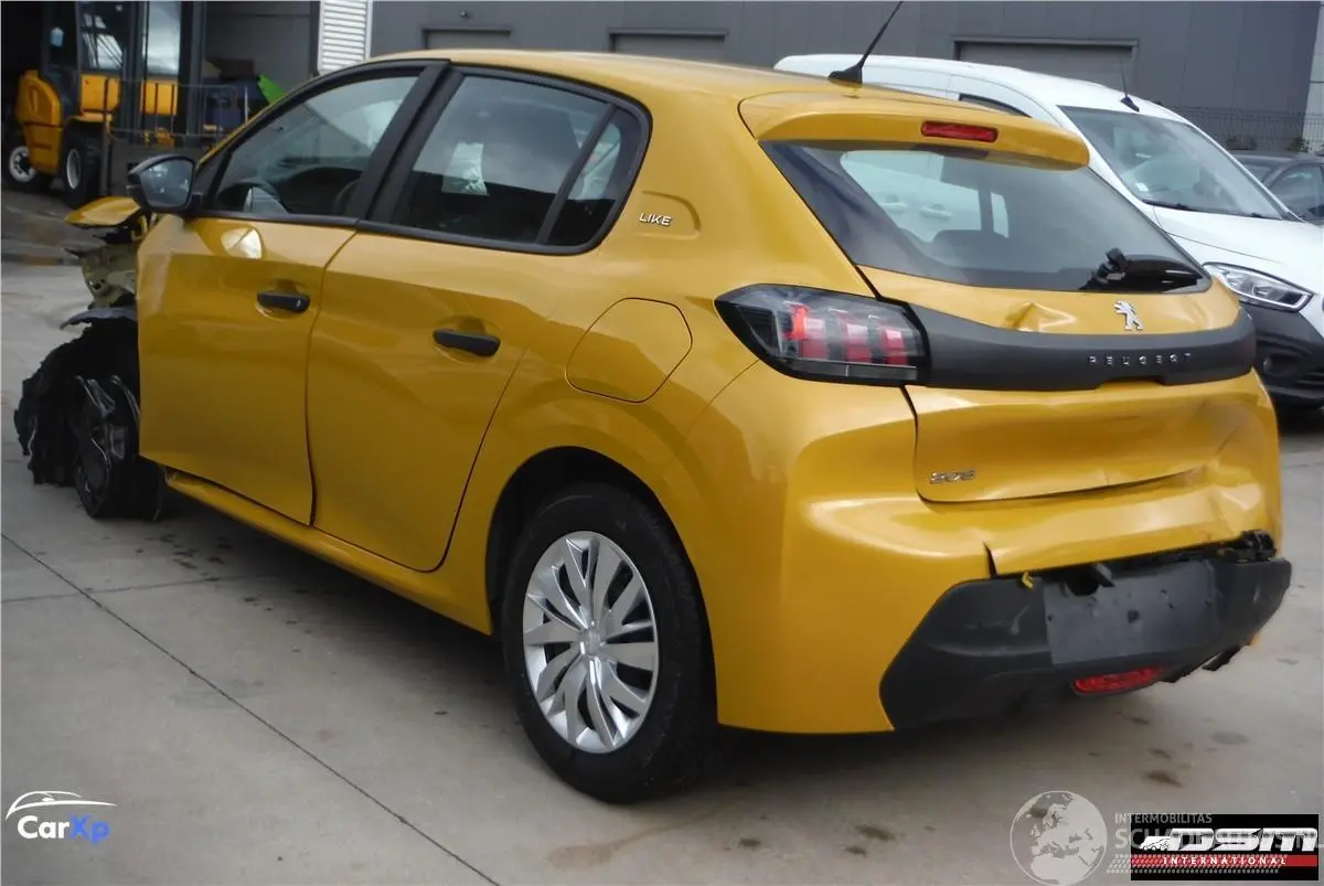 Peugeot 208 2022 photo 8