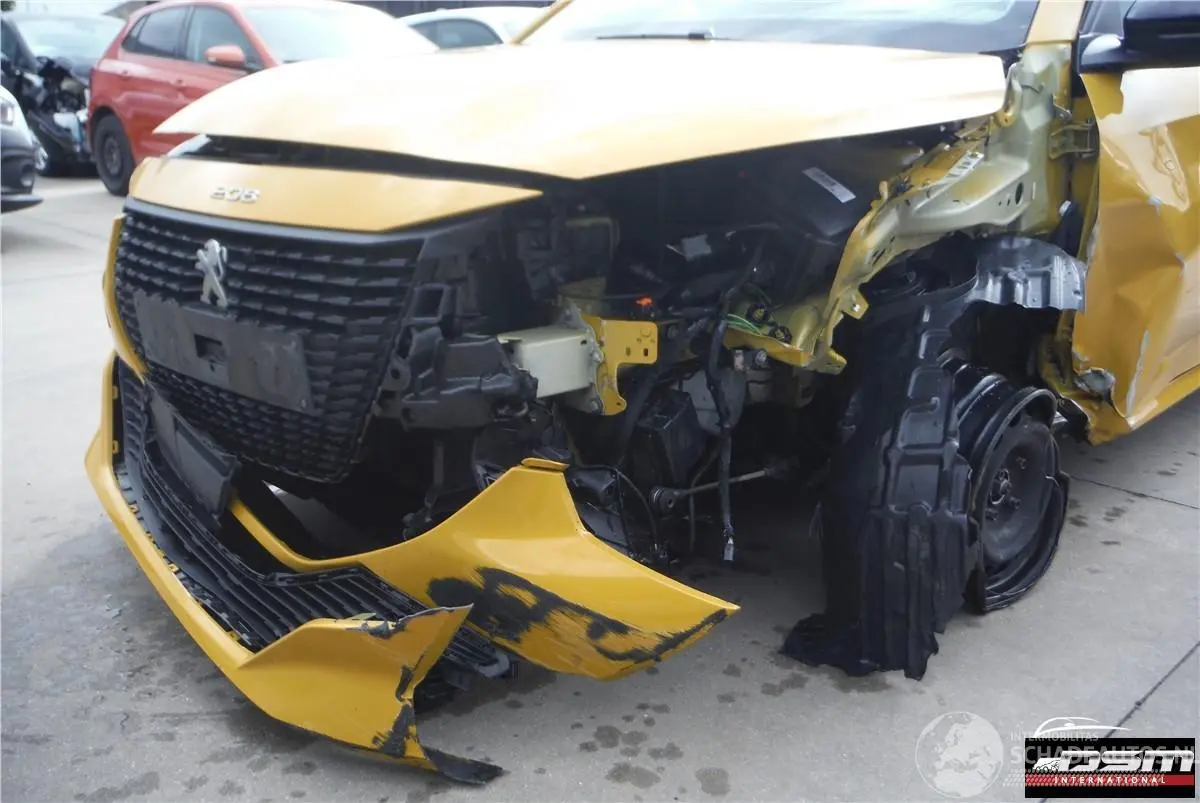 Peugeot 208 2022 photo 13