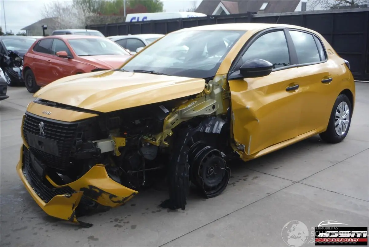 Peugeot 208 2022 photo 1
