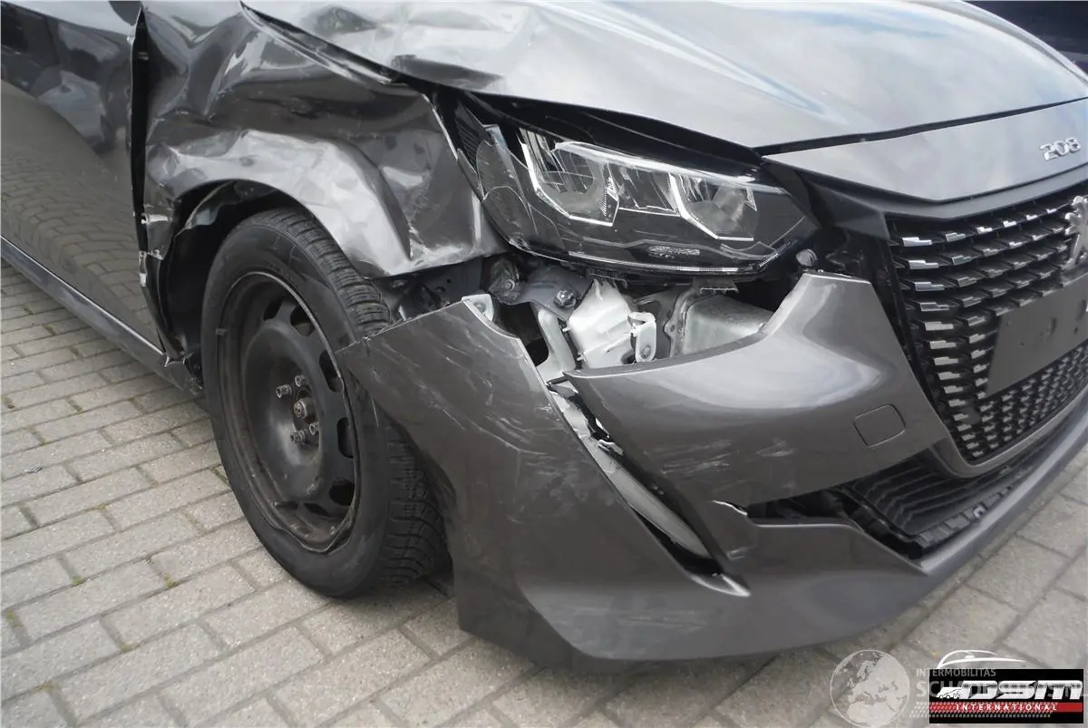 Peugeot 208 2020 photo 14
