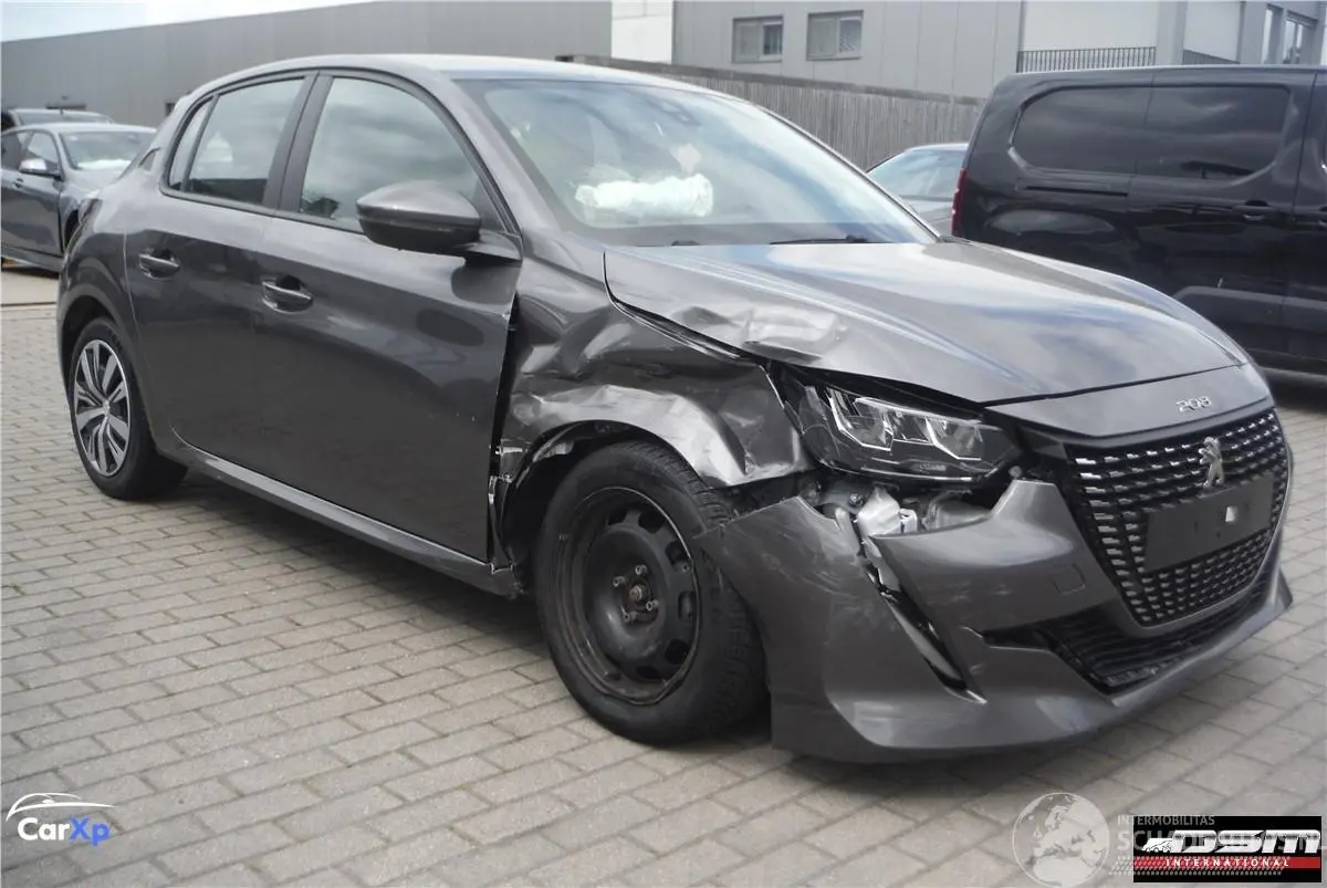 Peugeot 208 2020 photo 2
