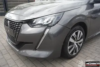 Peugeot 208 2020 photo 10