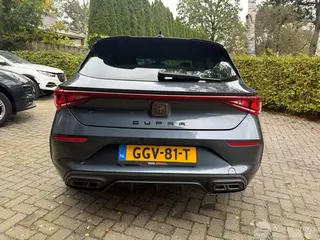 Cupra Leon 2023 фото 4