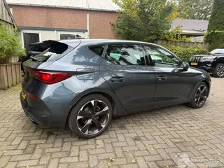Cupra Leon 2023 фото 10
