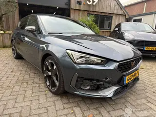 Cupra Leon 2023 фото 12