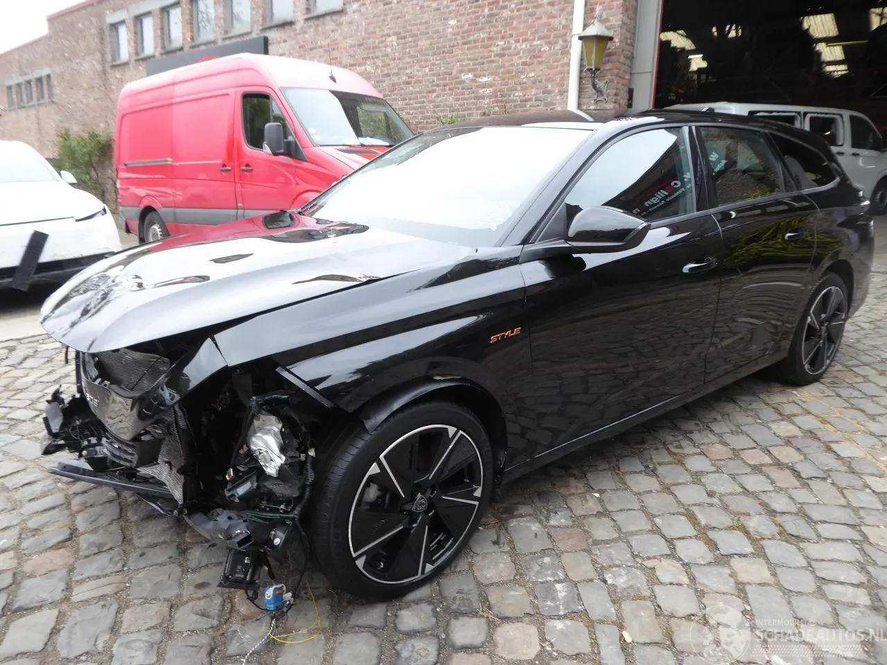 Peugeot 308 2025 photo 1