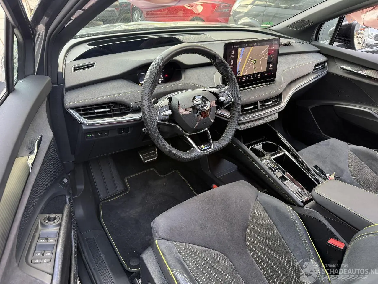 Skoda Enyaq 2024 foto 3