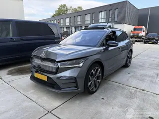 Skoda Enyaq 2024 foto 1