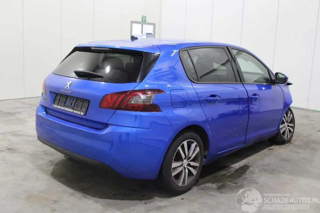 Peugeot 308 2021 photo 3