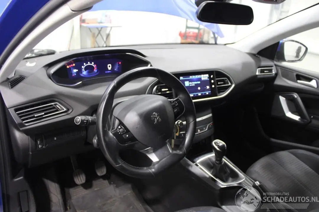 Peugeot 308 2021 photo 9