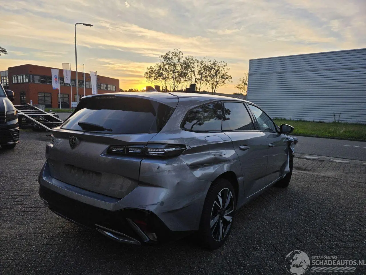Peugeot 308 2023 photo 3