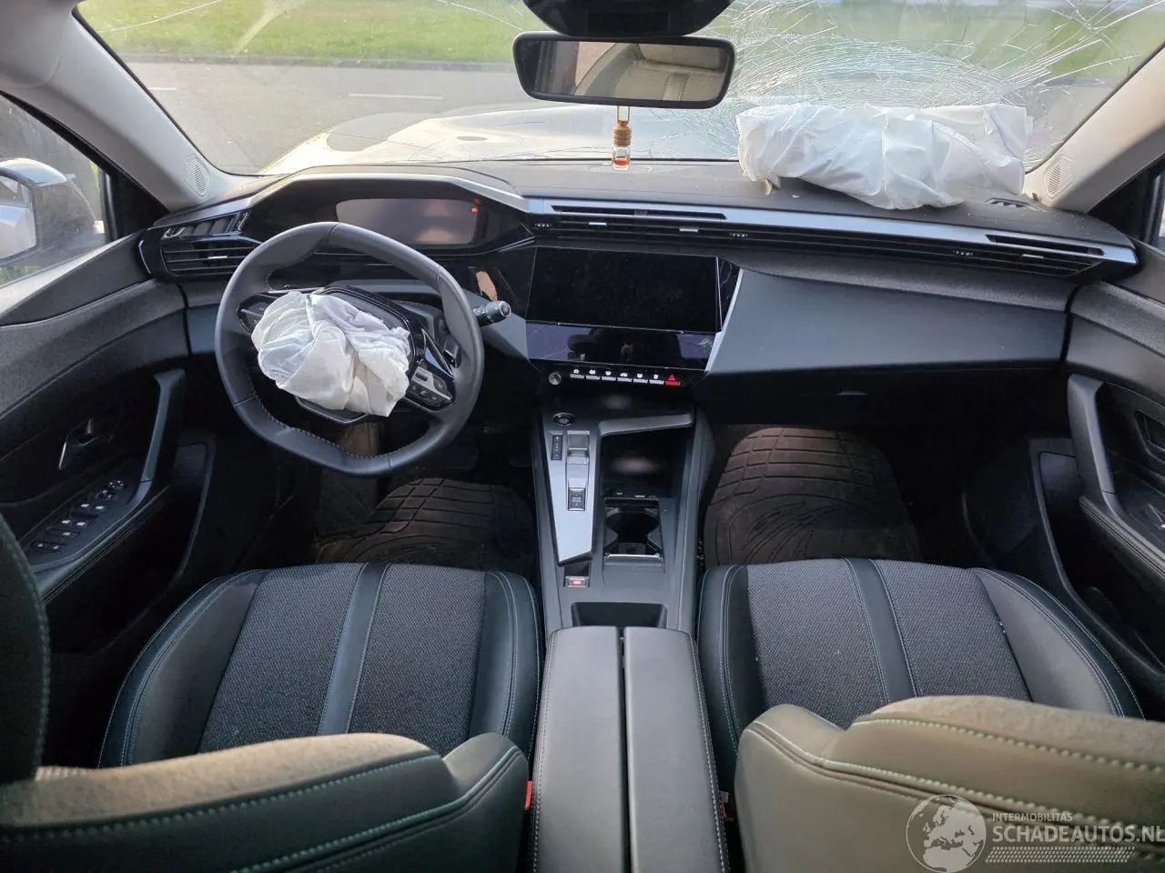 Peugeot 308 2023 photo 11