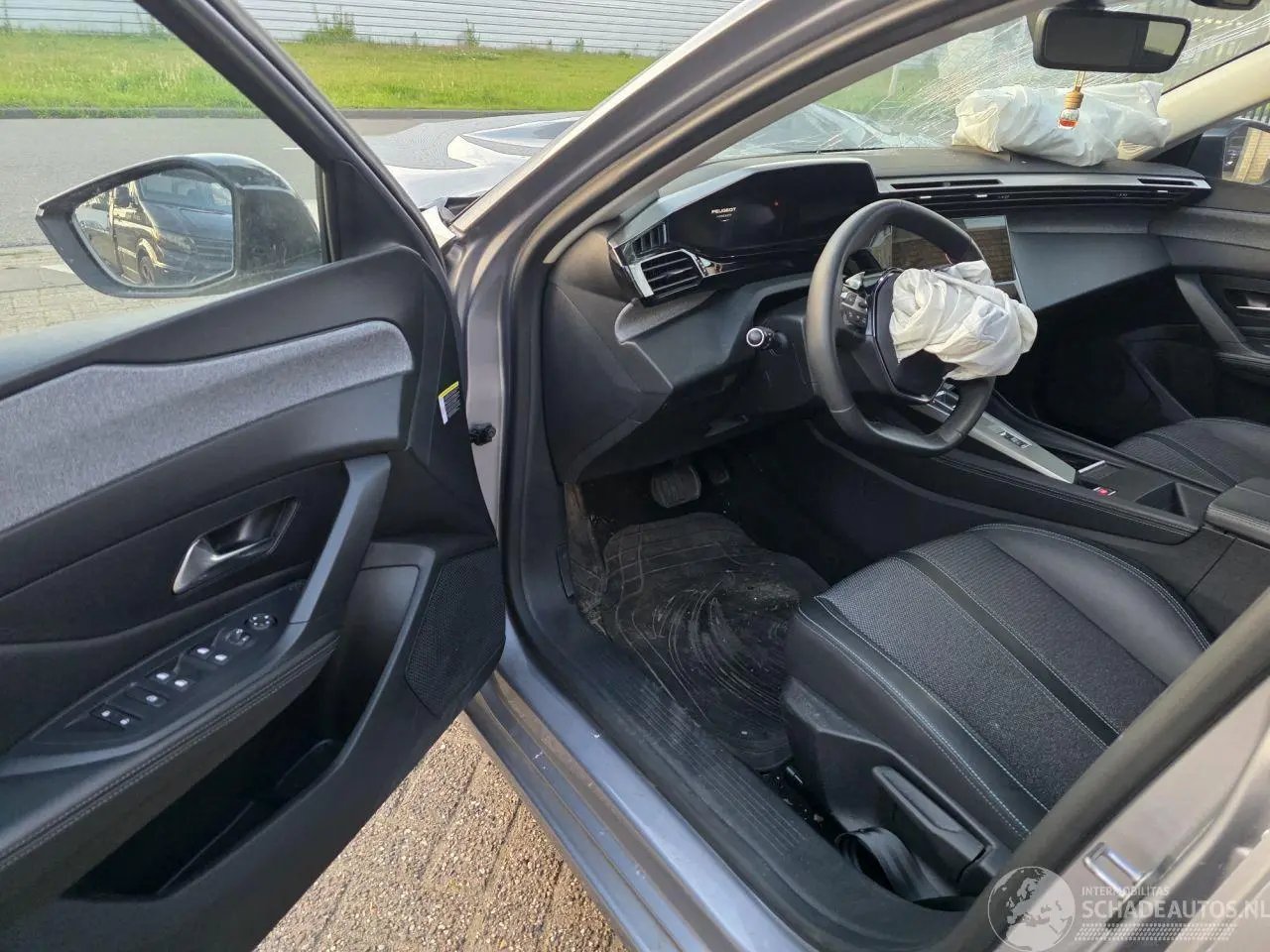 Peugeot 308 2023 photo 9