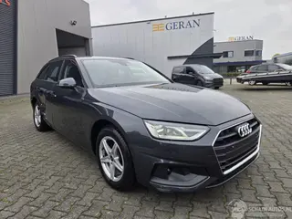 Audi A4 2024 foto 12