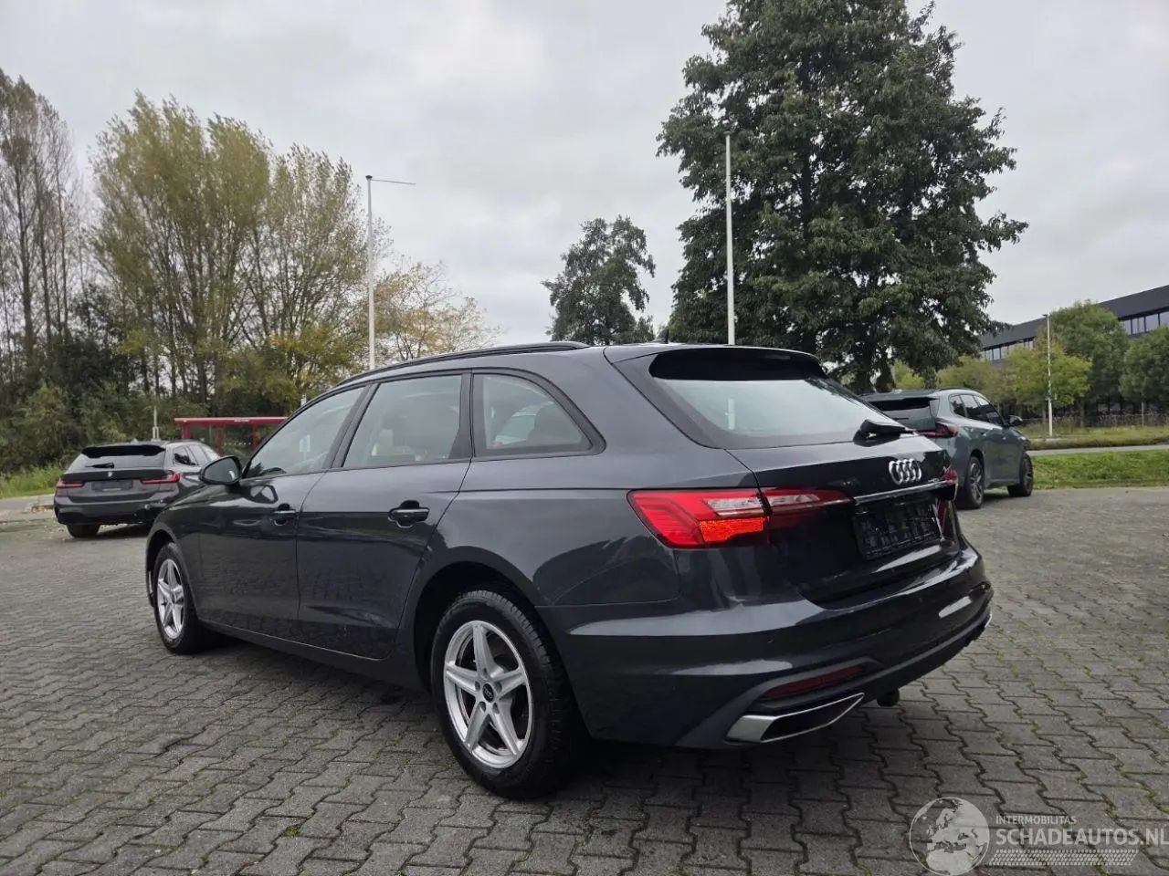 Audi A4 2024 foto 2