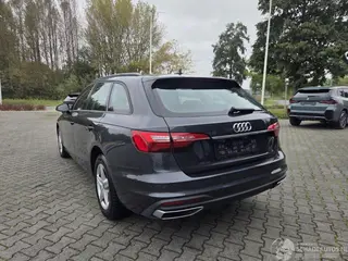 Audi A4 2024 foto 3