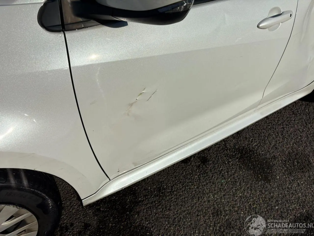 Toyota Yaris 2023 photo 7