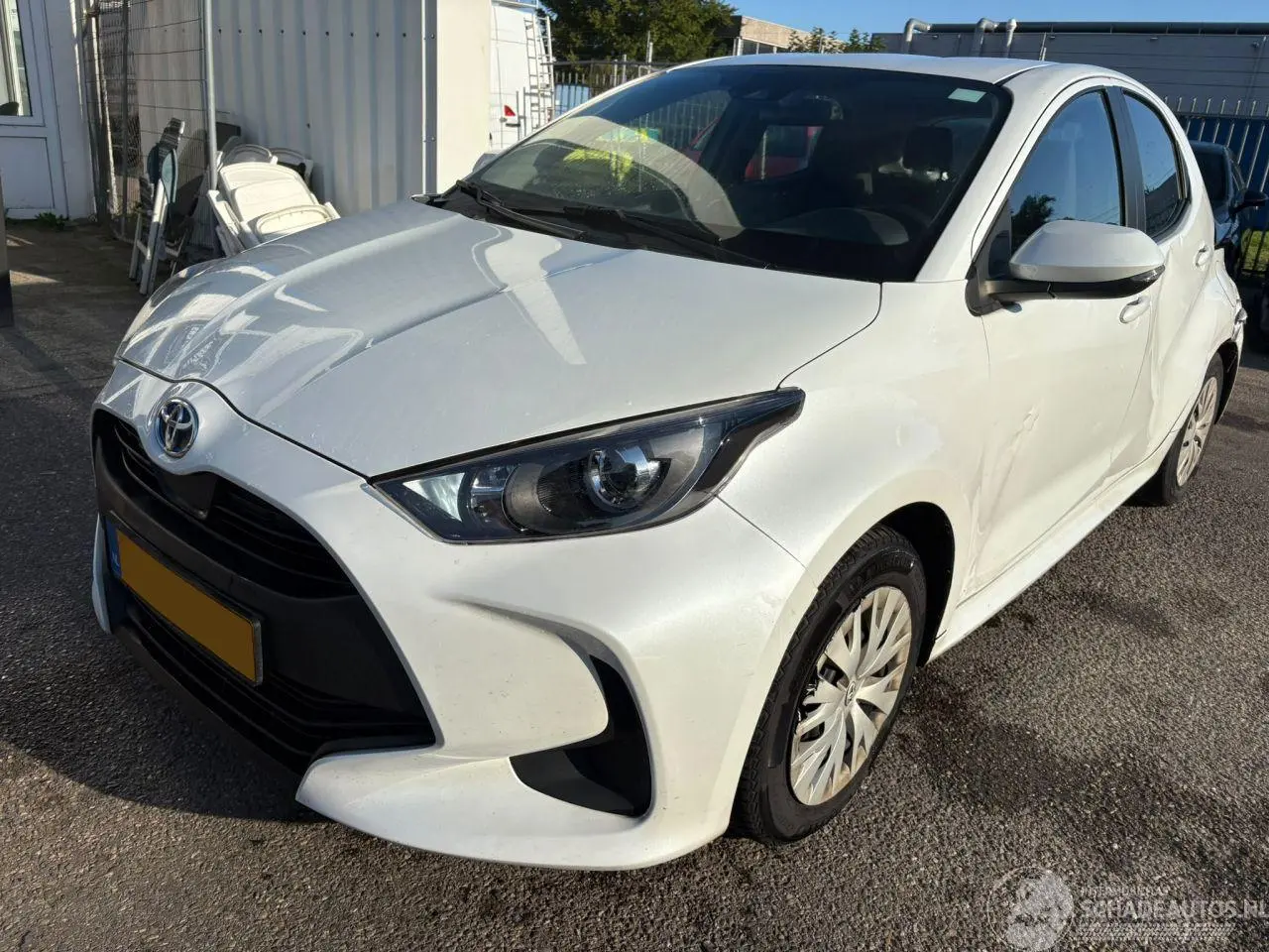 Toyota Yaris 2023 photo 1