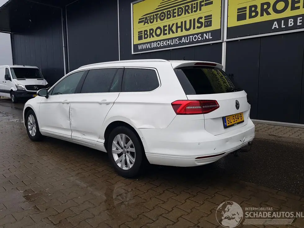 Volkswagen Passat 2018 foto 8