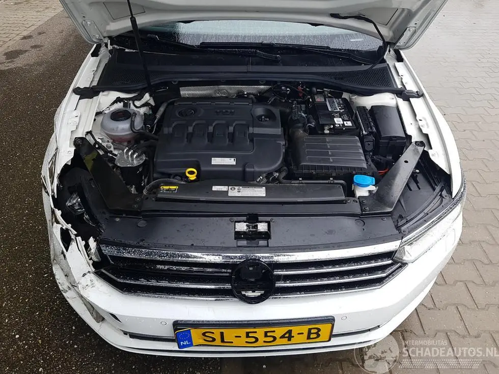 Volkswagen Passat 2018 foto 11