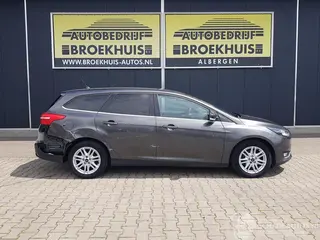 Ford Focus 2017 photo 4