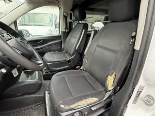 Mercedes Vito 2021 photo 11
