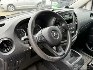 Mercedes Vito 2021 photo 10