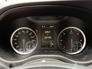 Mercedes Vito 2021 photo 6