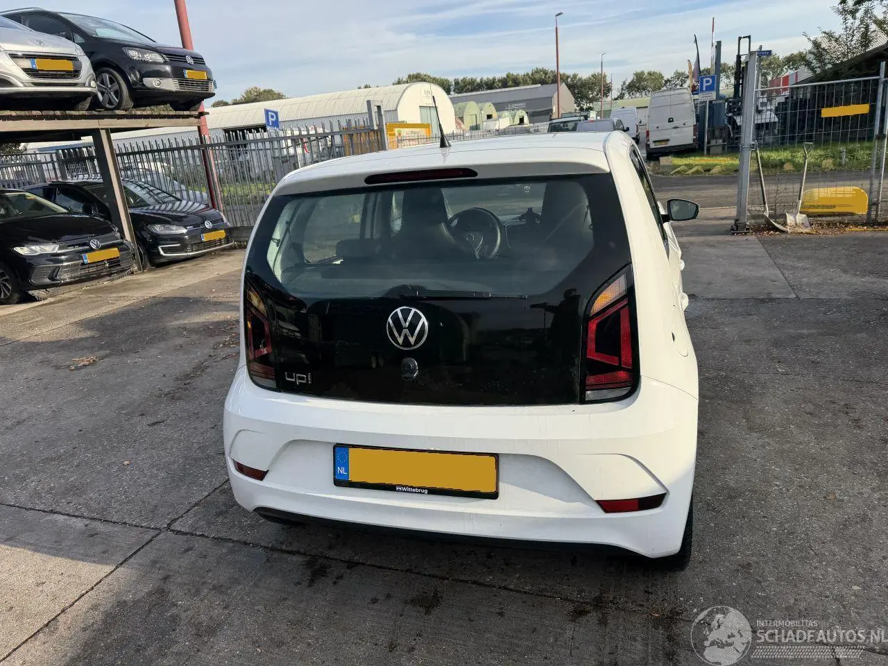 Volkswagen Up! 2023 photo 5
