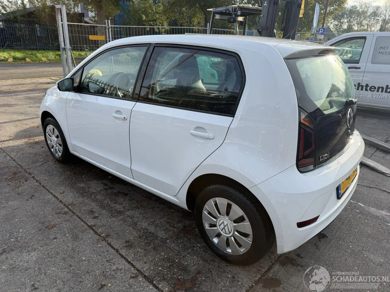 Volkswagen Up! 2023 photo 6