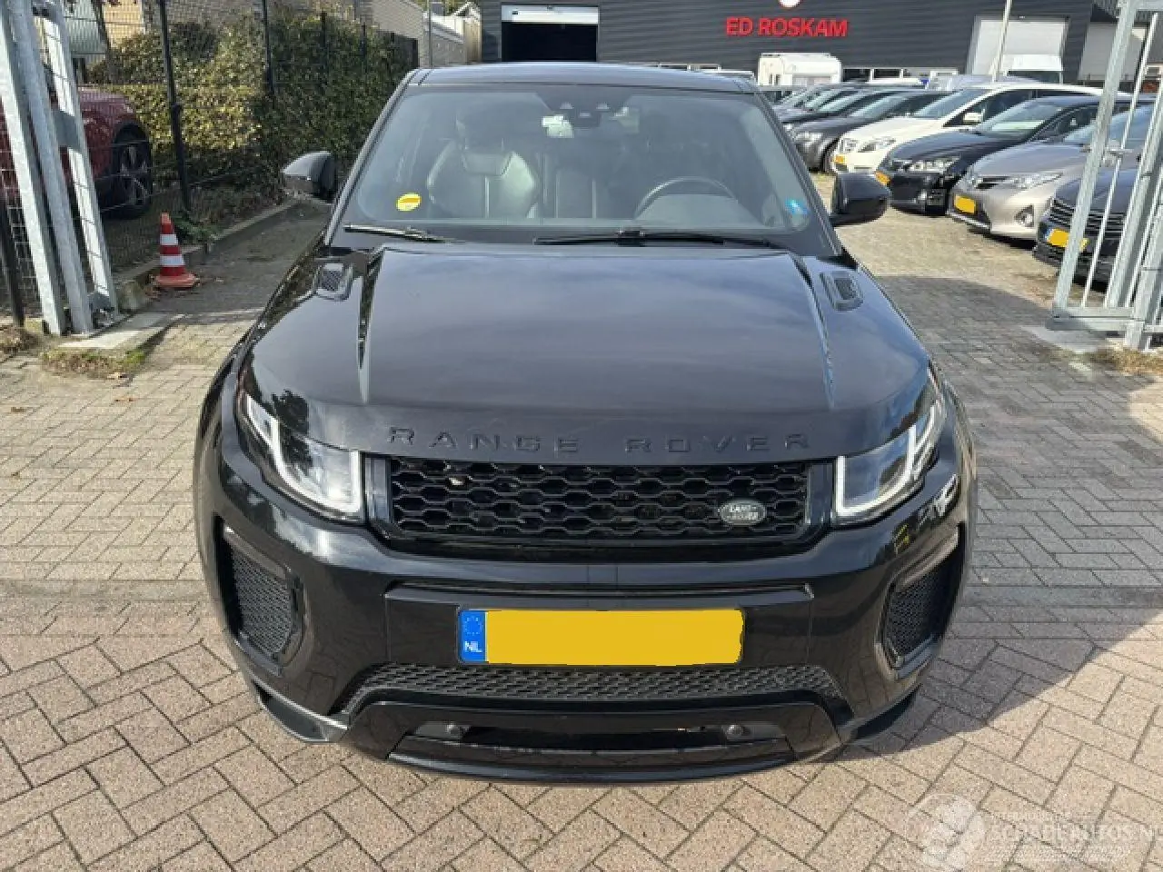 Land Rover Range Rover Evoque 2017 photo 2