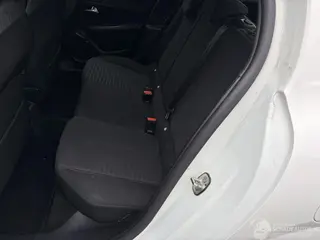 Peugeot 208 2020 фото 7