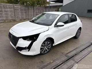 Peugeot 208 2020 фото 2