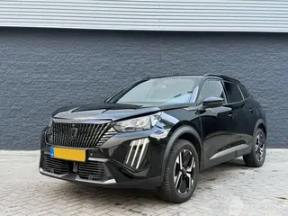 Peugeot 2008 2023 фото 6