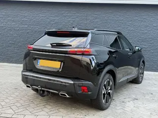 Peugeot 2008 2023 фото 3
