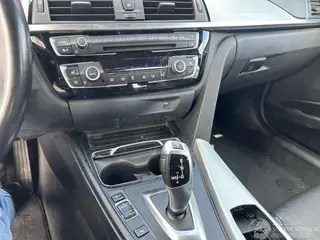 BMW 3-serie 2018 foto 9