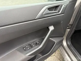 Volkswagen Polo 2018 photo 8