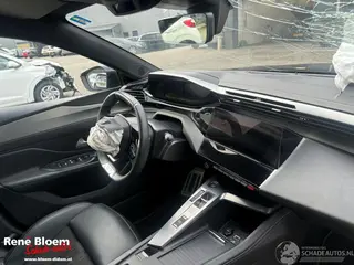 Peugeot 308 2023 photo 12