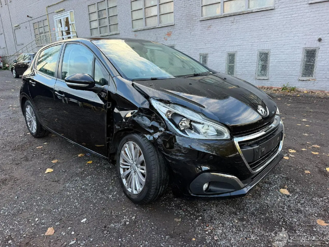 Peugeot 208 2019 фото 2