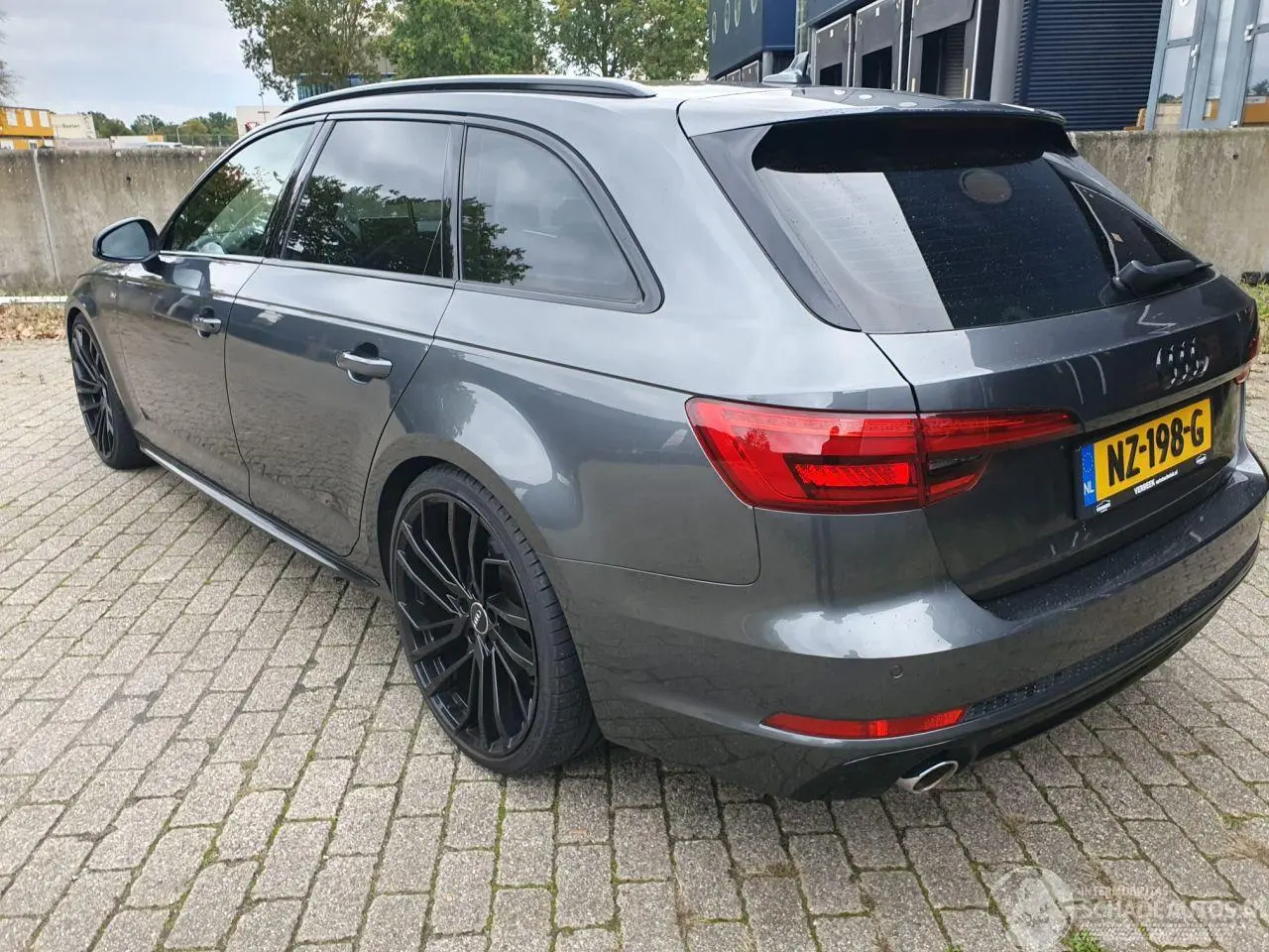 Audi A4 Avant 2017 photo 3